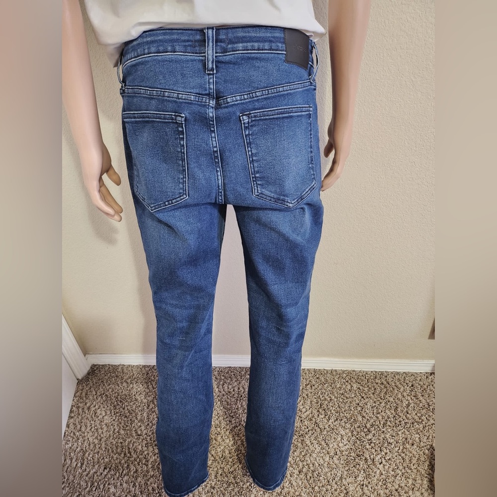 Express Jeans - Picture 2 of 3